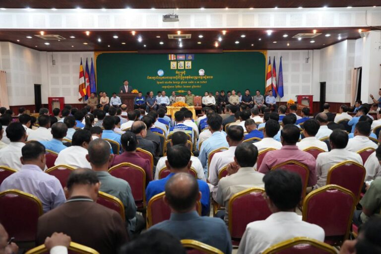 រាជរដ្ឋាភិបាល បាននឹងកំពុងប្រែក្លាយក្រុងរុនតាឯក និងពាក់ស្នែង ក្នុងខេត្តសៀមរាប ឱ្យទៅជាបុរីជនបទគំរូរបស់កម្ពុជា
