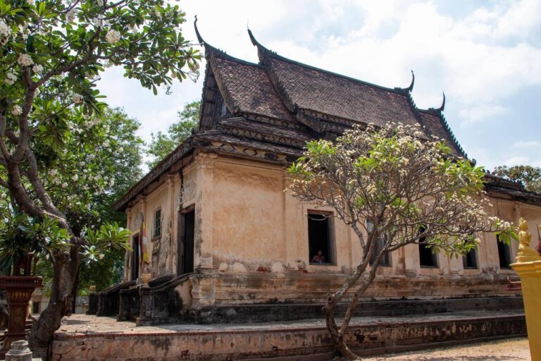 ព្រះវិហារបុរាណវត្តខ្ទរ ខណ្ឌជ្រោយចង្វារ រាជធានីភ្នំពេញ