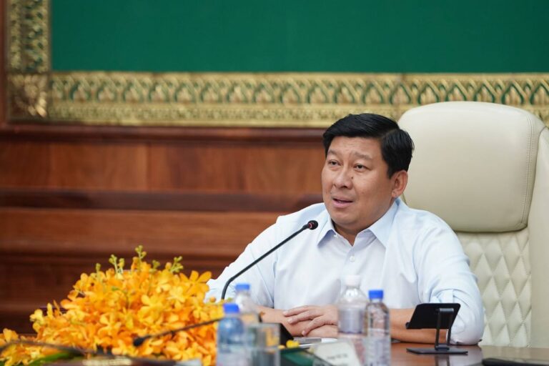 ភាពចម្រូងចម្រាស់ជិត ២០ឆ្នាំ នៅលើទីតាំងដីក្នុងភូមិសាស្ត្រភូមិ៣​ សង្កាត់លេខ១​ ក្រុងព្រះសីហនុ​ ខេត្តព្រះសីហនុ របស់ប្រជាពលរដ្ឋជាង ២០គ្រួសារ ត្រូវបានបញ្ចប់លើគោលការណ៍ឈ្នះឈ្នះ ដើម្បីប្រែក្លាយពីទីតាំងទំនាស់ ទៅជាកន្លែងសក្តានុពល និងមានគុណតម្លៃសេដ្ឋកិច្ច​