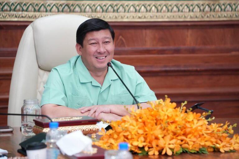 គណៈកម្មាការសុរិយោដីថ្នាក់ជាតិបានជួបប្រជុំពិភាក្សាលើគោលការណ៍រួមទៅលើកម្រិតបច្ចេកទេសសុរិយោដី ហើយកិច្ចប្រជុំបានសុំយោបល់ពីក្រសួងស្ថាប័នពាក់ព័ន្ធ និងអាជ្ញាធរដែនដី ដើម្បីដំណើរការការងារទៅមុខដោយរលូននិងមានការឯកភាពគ្នា។