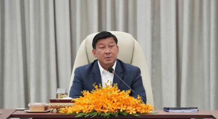 ក្រសួងរៀបចំដែនដី នគរូបនីយកម្ម និងសំណង់ ក្រសួងមហាផ្ទៃ ក្រសួងសេដ្ឋកិច្ចនិងហិរញ្ញវត្ថុ និងរដ្ឋបាលថ្នាក់ក្រោមជាតិ ដាក់វិធានការបន្ថែមដើម្បីជំរុញពន្លឿនការរៀបចំឯកសារ និងការចេញបណ្ណកម្មសិទ្ធជូនប្រជាពលរដ្ឋ ឆ្លើយតបតាមសំណើរបស់ប្រមុខរាជរដ្ឋាភិបាលកម្ពុជា ដែលជាសេចក្តីត្រូវការរបស់ប្រជាពលរដ្ឋ